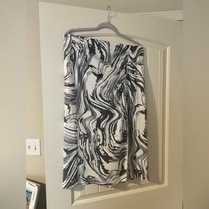 super cute midi skirt